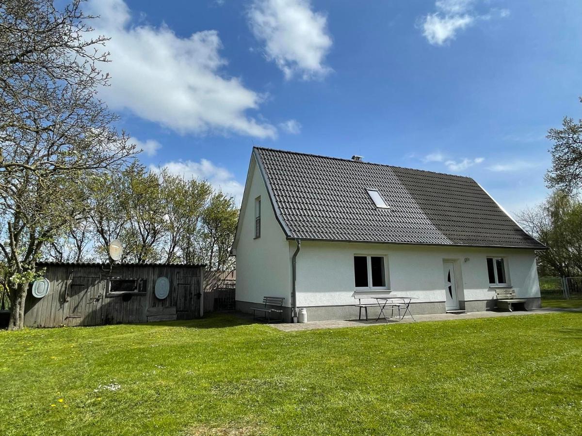 Villa Kleines Haus Am Feld à Rehna Extérieur photo